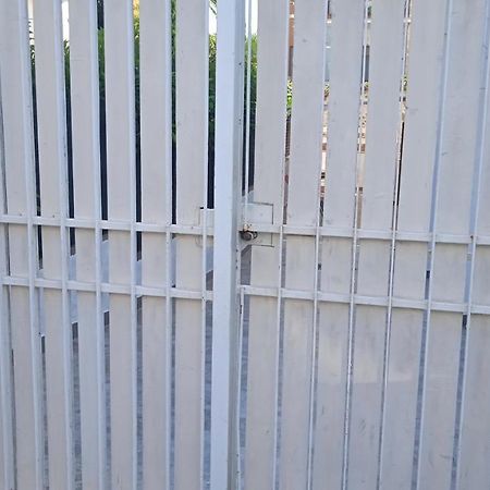Casetta Con Giardino Villa Санта Маринела Екстериор снимка