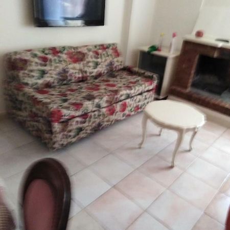 Casetta Con Giardino Villa Санта Маринела Екстериор снимка
